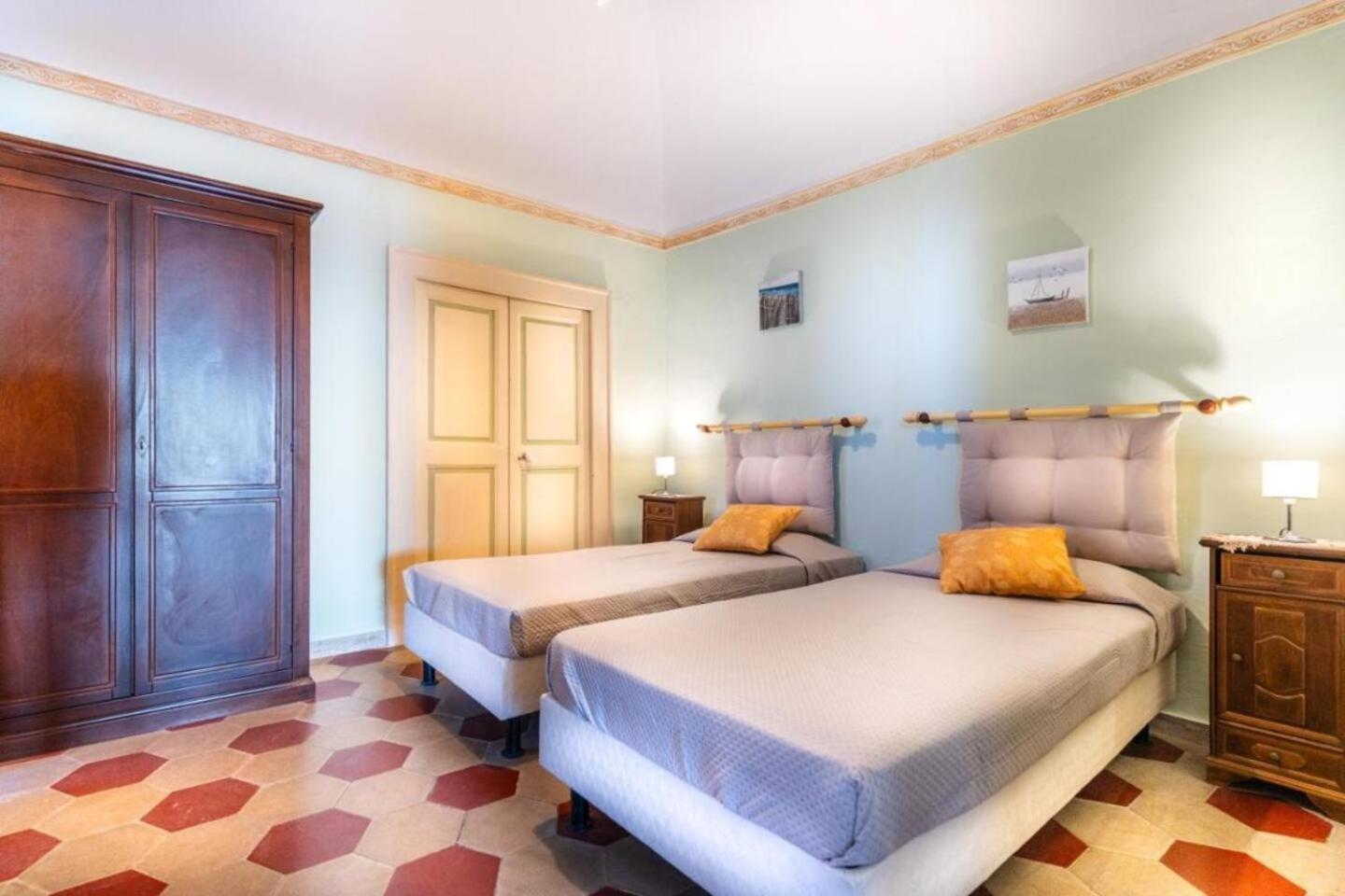 Casa Cacace Villa มัสซาลูเบรนเซ ภายนอก รูปภาพ